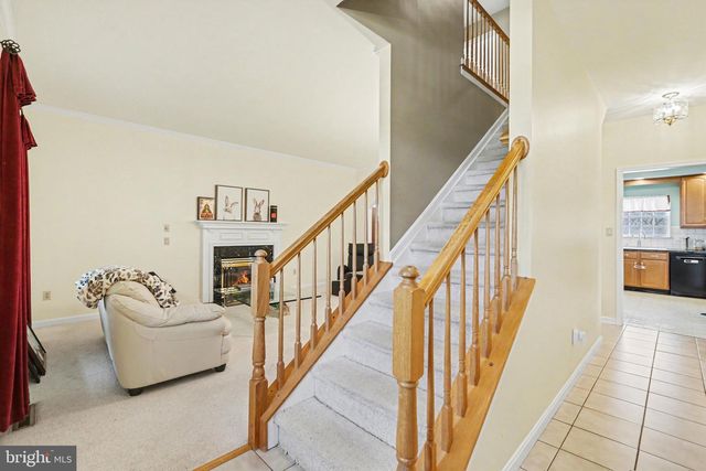 111 KOCH LN, Harrisburg, PA 17112