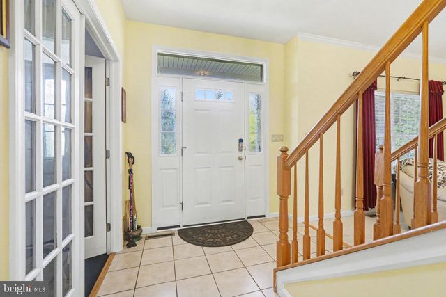 111 KOCH LN, Harrisburg, PA 17112