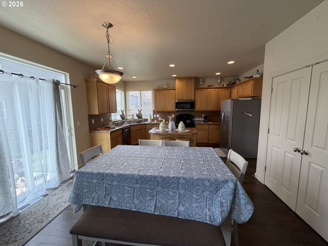 7700 Ne 54TH Ave, Vancouver, WA 98661