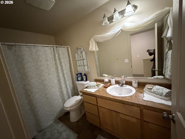 7700 Ne 54TH Ave, Vancouver, WA 98661