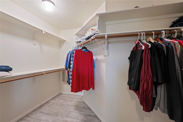 2060 Glencove Drive, Seabrook, TX 77586