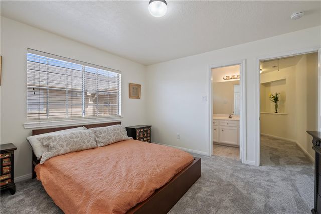 2060 Glencove Drive, Seabrook, TX 77586