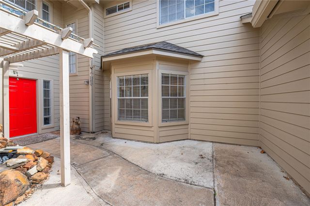 2060 Glencove Drive, Seabrook, TX 77586