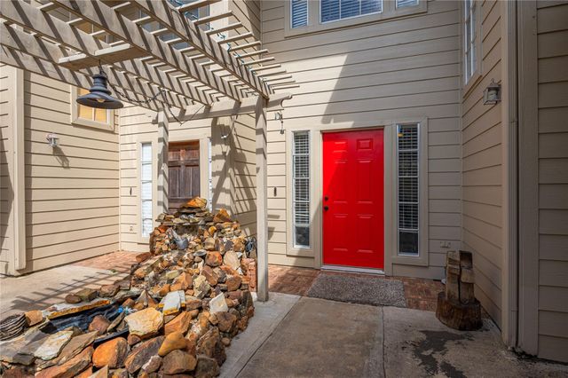 2060 Glencove Drive, Seabrook, TX 77586