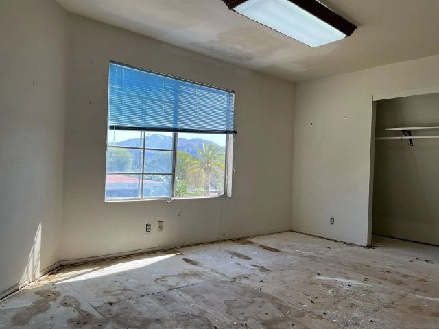 16333 Oak Springs Drive, Ramona, CA 92065