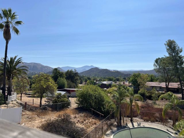 16333 Oak Springs Drive, Ramona, CA 92065