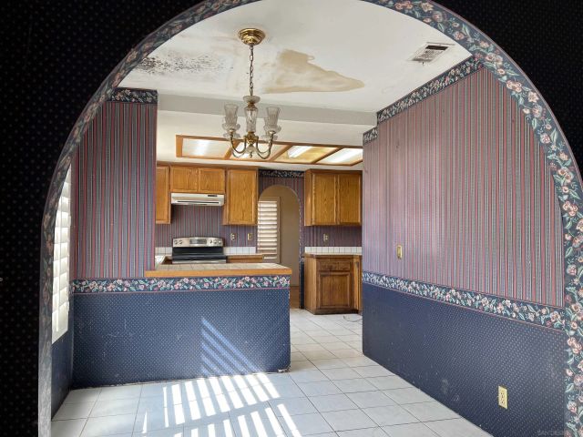 16333 Oak Springs Drive, Ramona, CA 92065