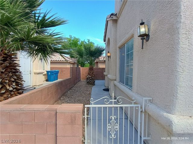 2651 RIMPACIFIC Circle, Las Vegas, NV 89146