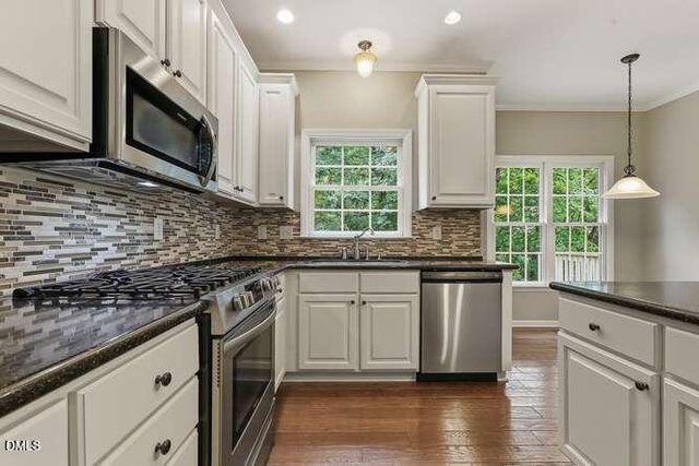 401 Peachtree Point Court 401, Cary, NC 27513