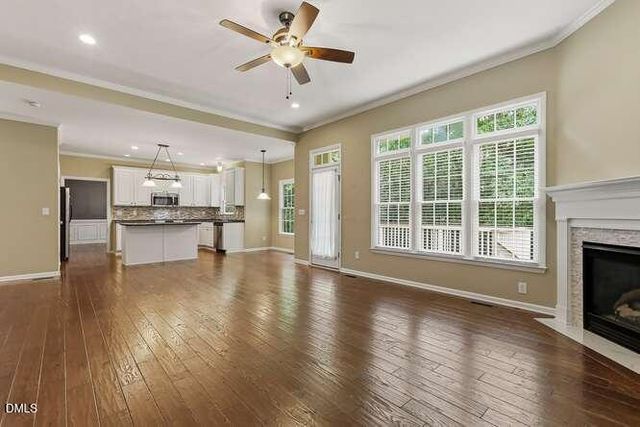 401 Peachtree Point Court 401, Cary, NC 27513
