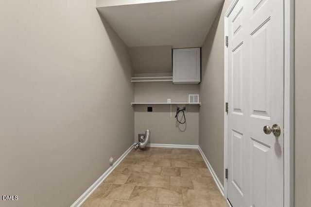 401 Peachtree Point Court 401, Cary, NC 27513