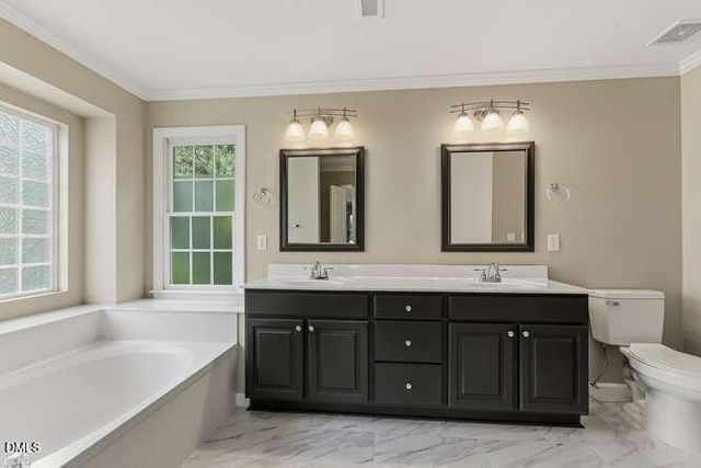 401 Peachtree Point Court 401, Cary, NC 27513