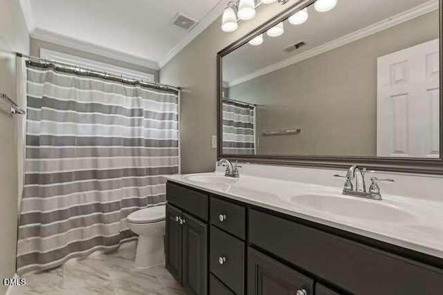 401 Peachtree Point Court 401, Cary, NC 27513
