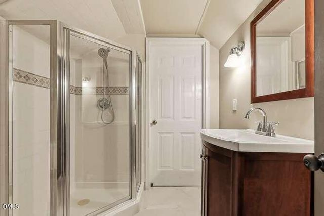 401 Peachtree Point Court 401, Cary, NC 27513