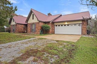 1022 Mcdaniel Lane, Crystal Springs, MS 39059