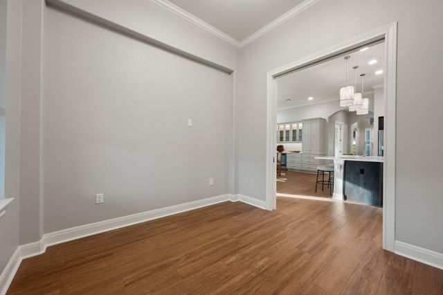 9100 Bayshore BND, Austin, TX 78726