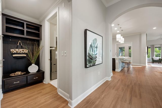 9100 Bayshore BND, Austin, TX 78726
