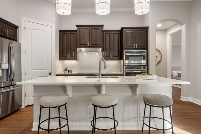 9100 Bayshore BND, Austin, TX 78726