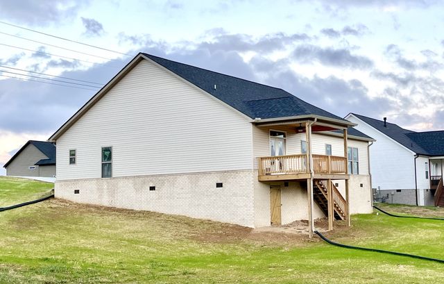 2910 Autumn Woods Trl, Cookeville, TN 38501