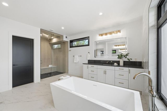 2442 S Saint Paul Street, Denver, CO 80210