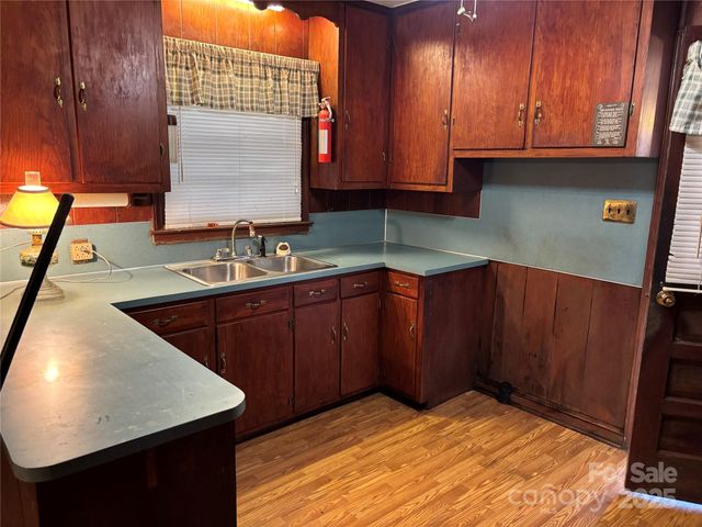 2248 Catawba Heights, Lincolnton, NC 28092