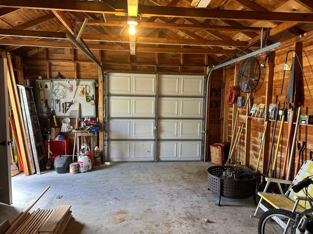7724 N US-23, Oscoda Twp, MI 48750