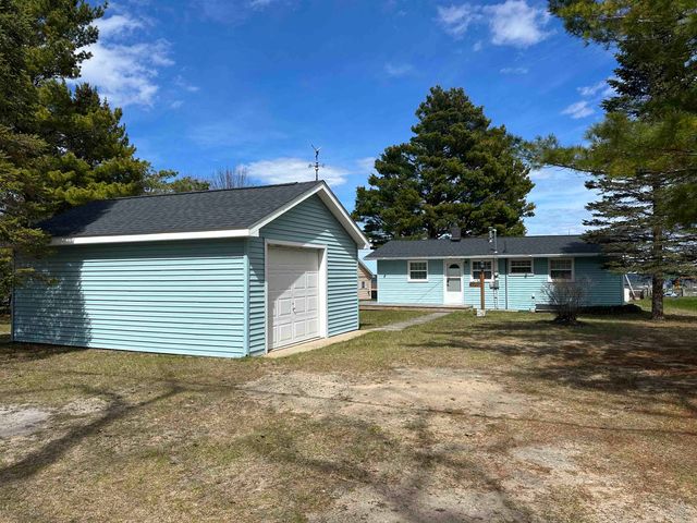 7724 N US-23, Oscoda Twp, MI 48750