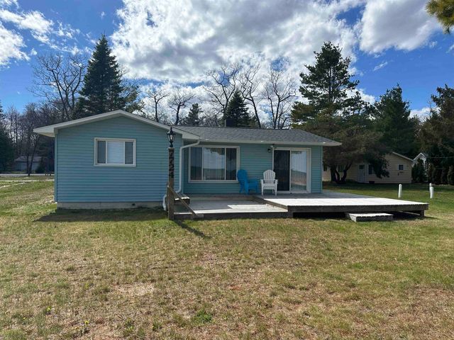 7724 N US-23, Oscoda Twp, MI 48750