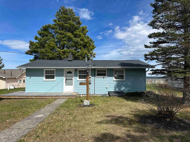 7724 N US-23, Oscoda Twp, MI 48750
