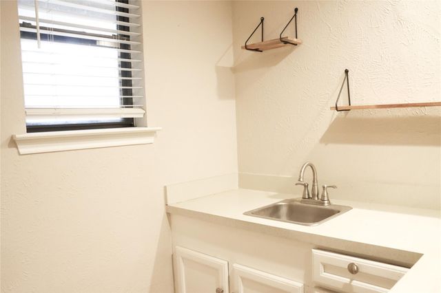 3842 Double Tree Trail, Irving, TX 75061