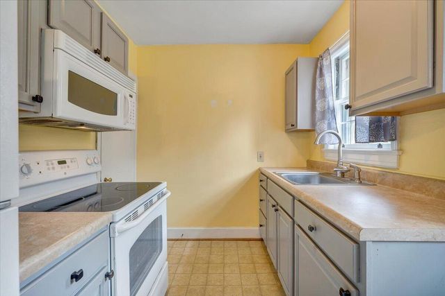 910 Brandon AVE, Roanoke, VA 24015