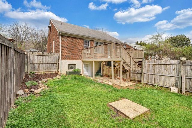 910 Brandon AVE, Roanoke, VA 24015