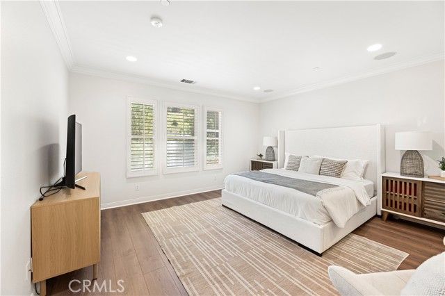 54 VALLEY TERRACE, Irvine, CA 92603