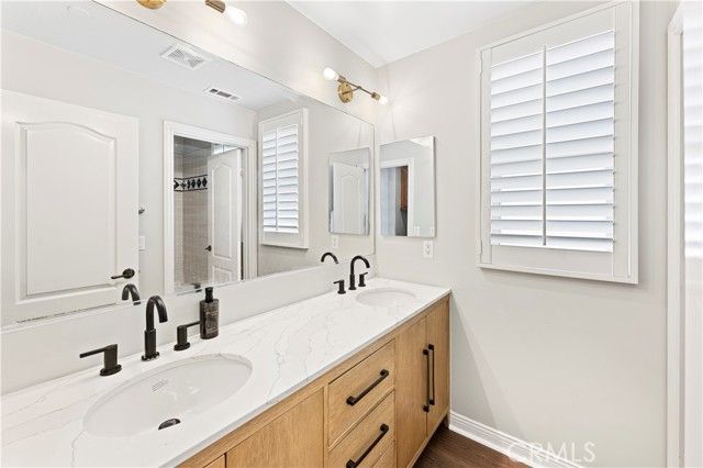 54 VALLEY TERRACE, Irvine, CA 92603