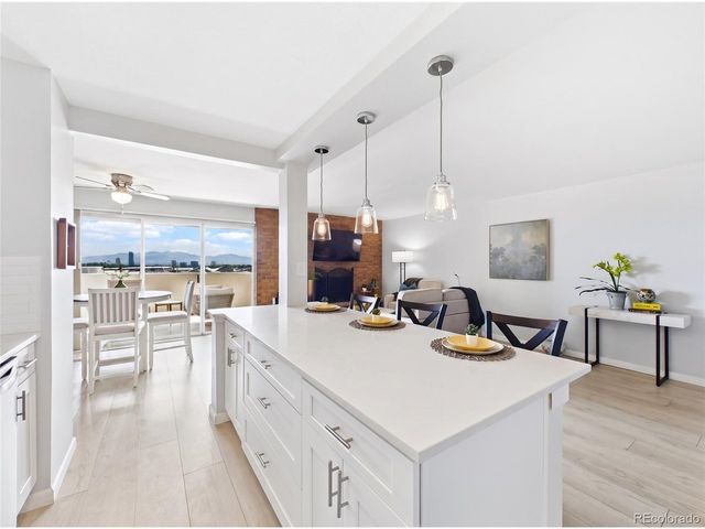 2 Adams St 905, Denver, CO 80206