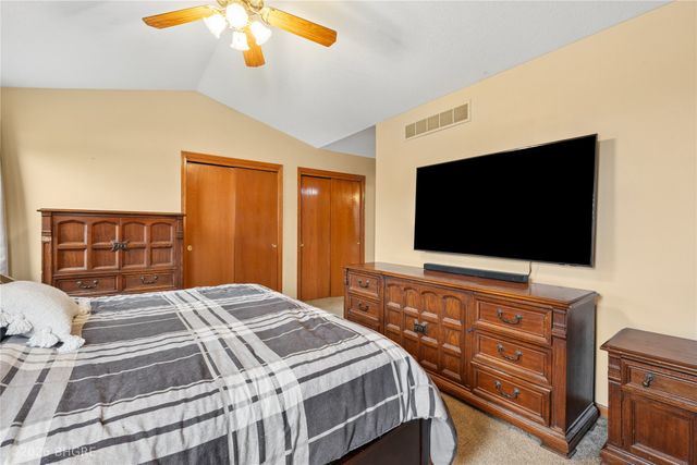 14421 Summit Drive, Clive, IA 50325