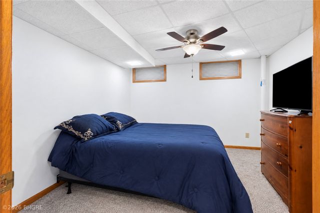 14421 Summit Drive, Clive, IA 50325