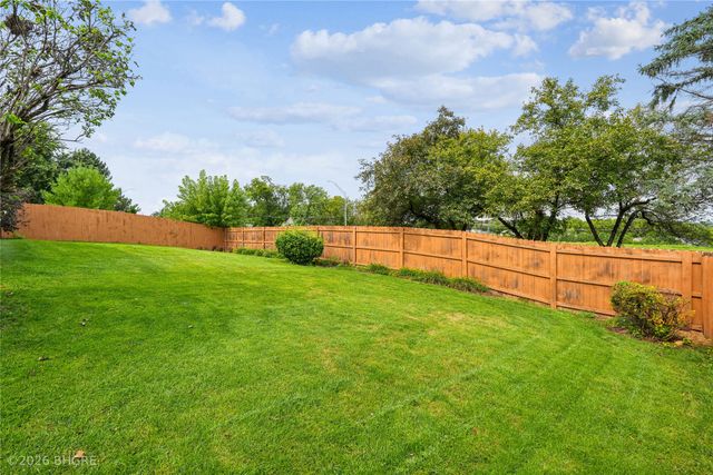 14421 Summit Drive, Clive, IA 50325