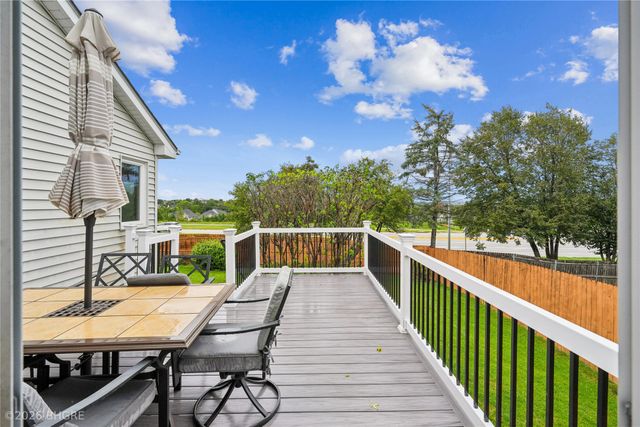 14421 Summit Drive, Clive, IA 50325