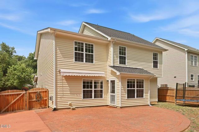 720 Pyracantha Drive, Holly Springs, NC 27540