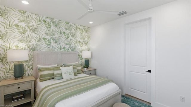 129 Pearl ST, Fort Myers Beach, FL 33931