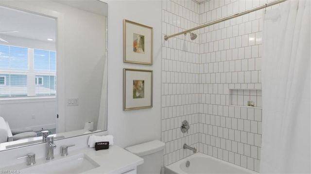 129 Pearl ST, Fort Myers Beach, FL 33931