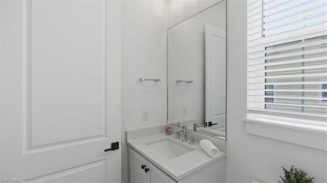 129 Pearl ST, Fort Myers Beach, FL 33931