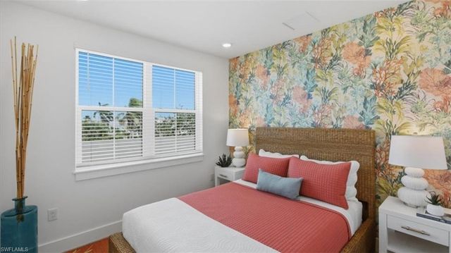 129 Pearl ST, Fort Myers Beach, FL 33931