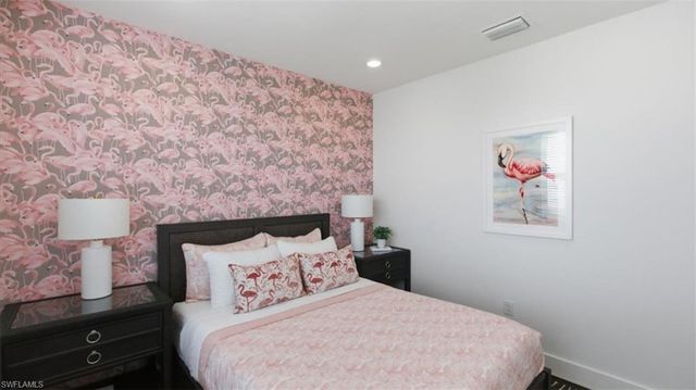 129 Pearl ST, Fort Myers Beach, FL 33931