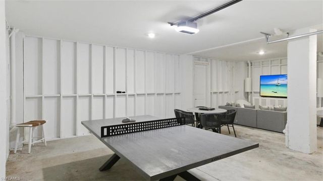 129 Pearl ST, Fort Myers Beach, FL 33931