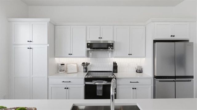 129 Pearl ST, Fort Myers Beach, FL 33931