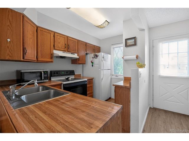 1261 S Idalia St, Aurora, CO 80017