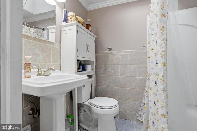 332 GRAMERCY DR, Clifton Heights, PA 19018