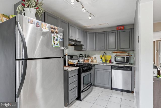 332 GRAMERCY DR, Clifton Heights, PA 19018